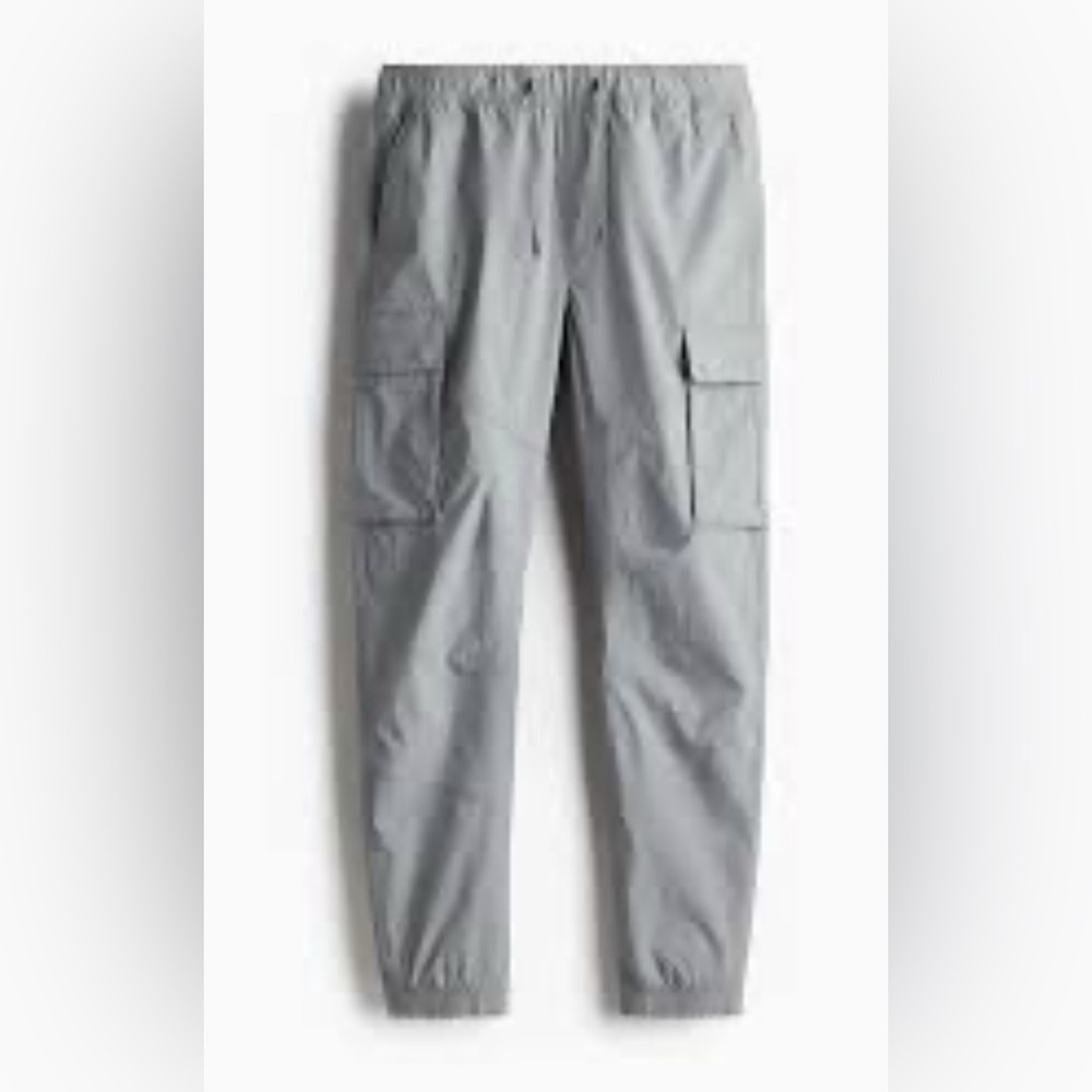 H&M SLIM FIT NYLON CARGO JOGGERS